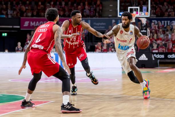 关键比赛决 关键比赛决