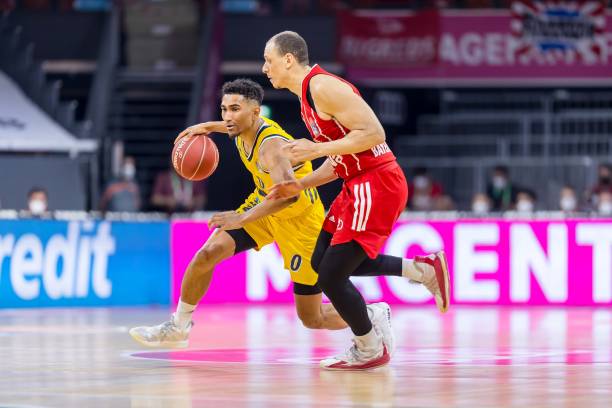 朱婷恩师的 朱婷恩师的