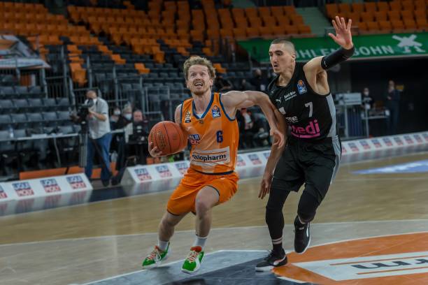 时刻的进攻 时刻的进攻